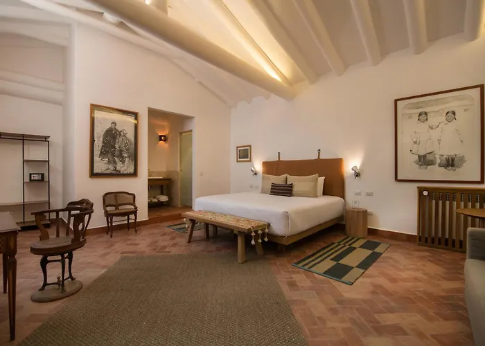 Hotel Casa Clara By Ananay 4*
